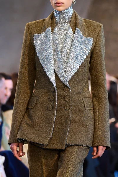 Look 21